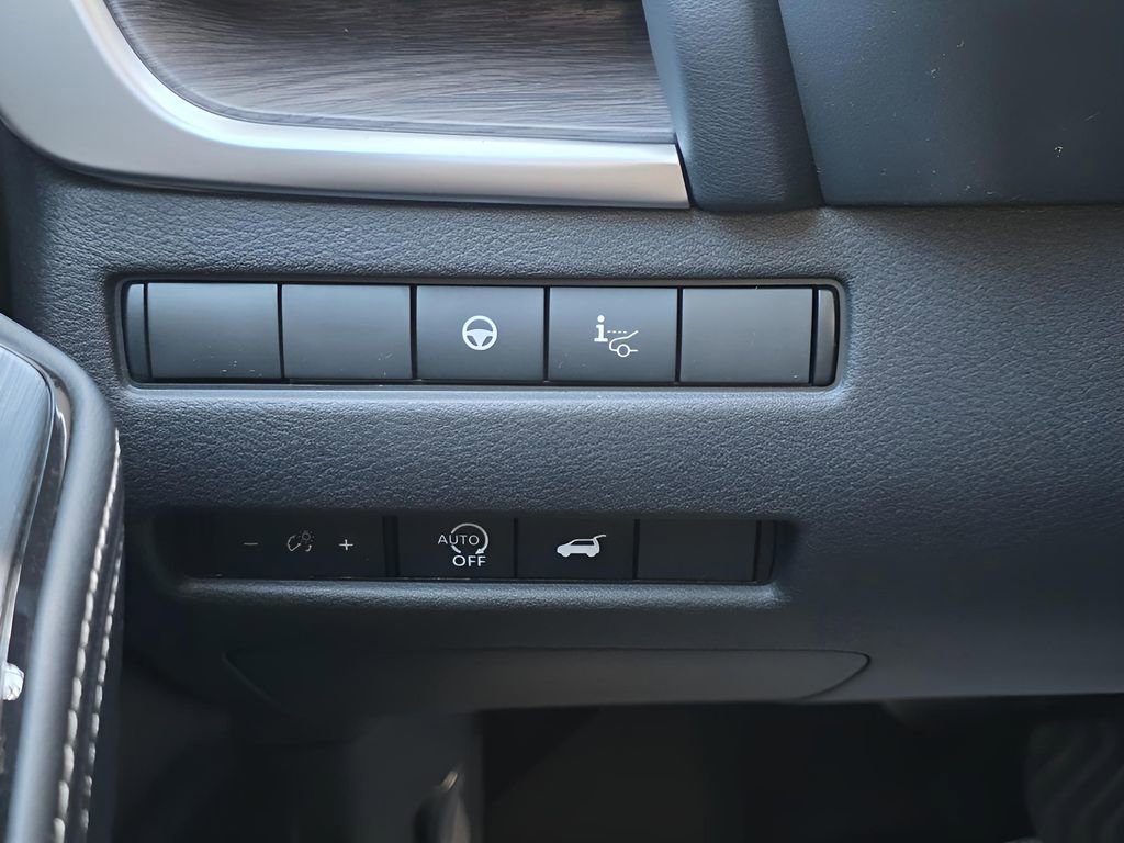 New 2026 Nissan Rogue Platinum image 25