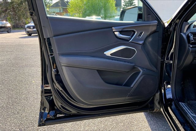 New 2026 Acura RDX SH-AWD image 13