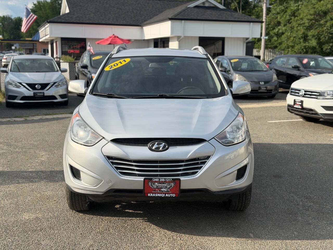 Used 2011 Hyundai Tucson GLS AWD/4WD image 1