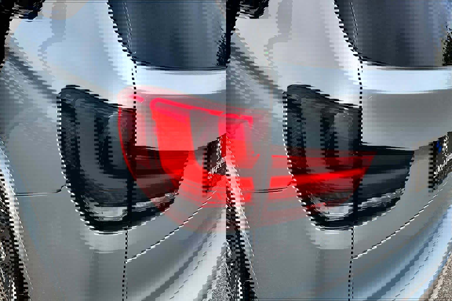 Used 2016 BMW X5 M image 30