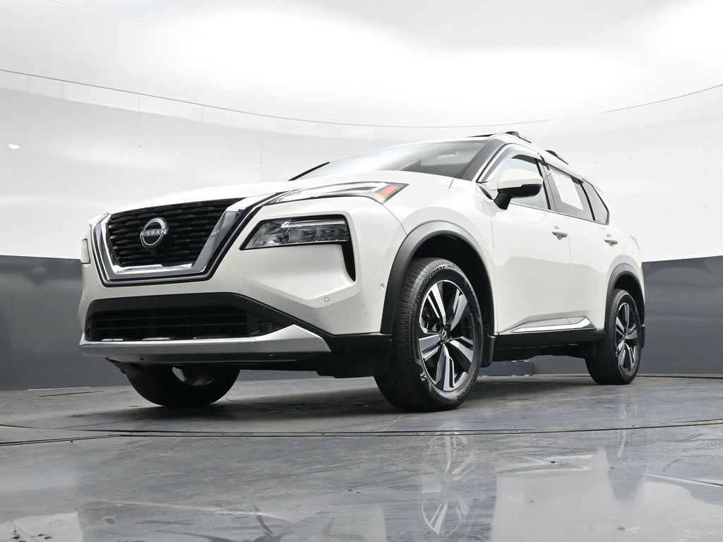 Used 2022 Nissan Rogue Platinum w/ Head-Up Display Package image 44