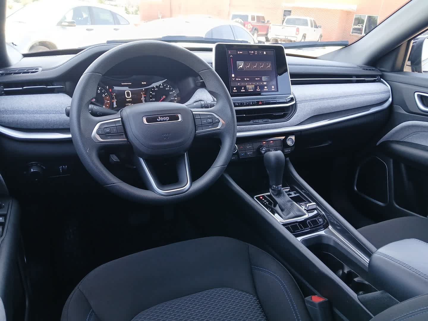 Used 2025 Jeep Compass Sport AWD/4WD image 21