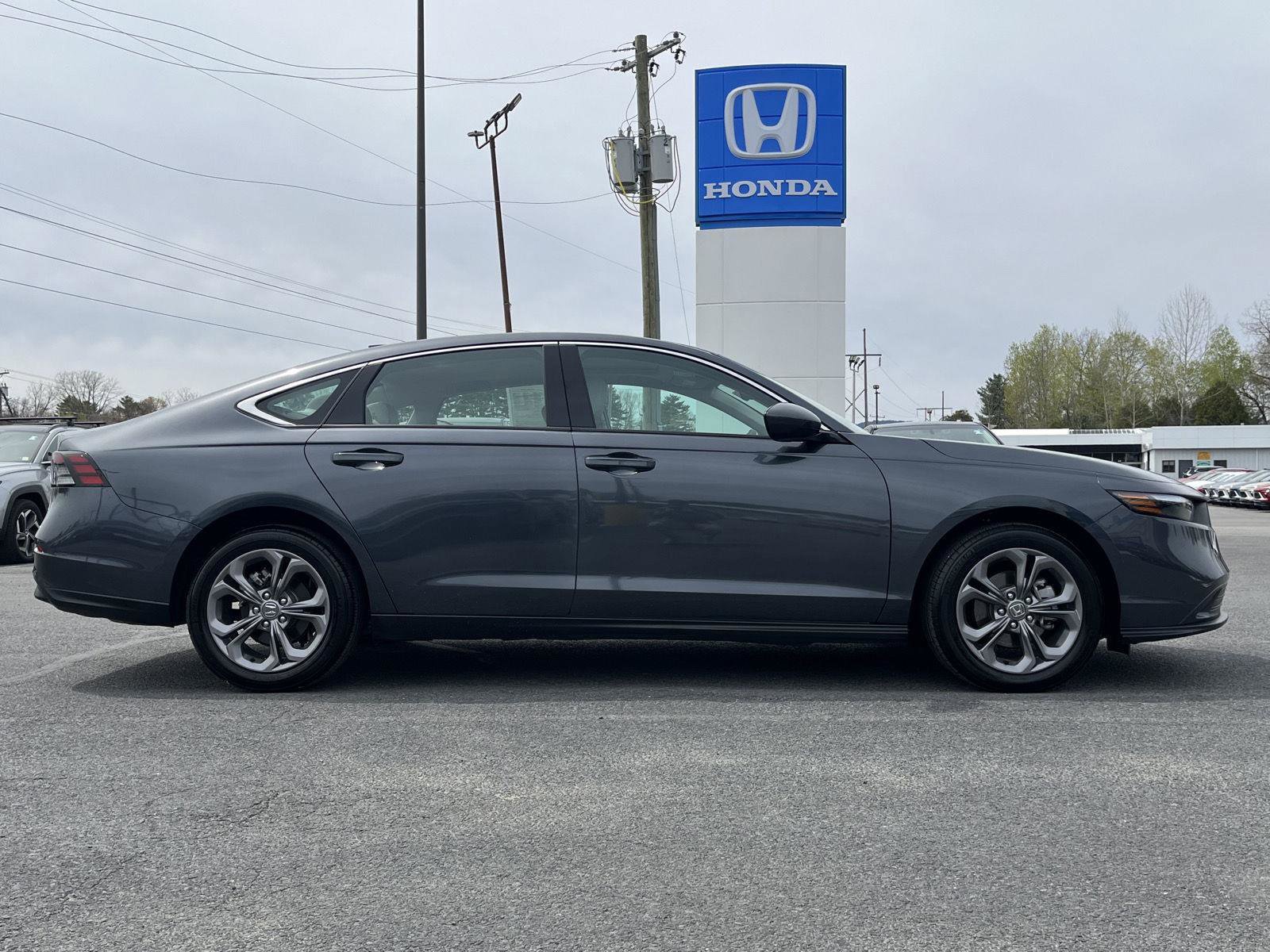 Certified 2024 Honda Accord EX image 4