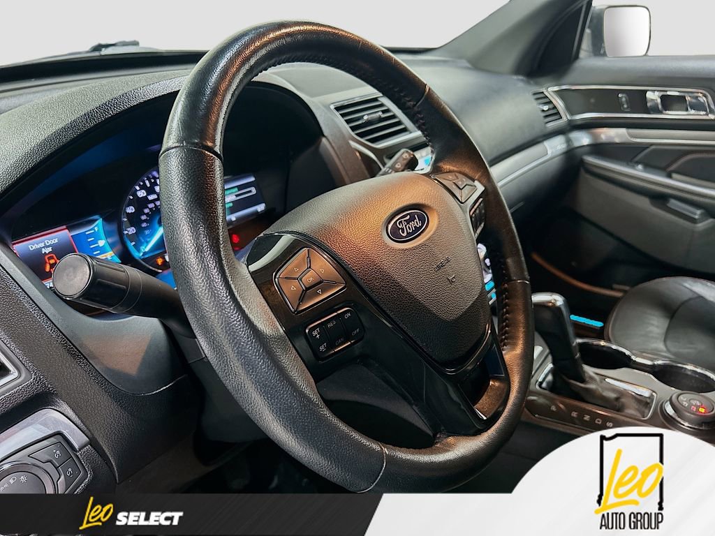 Used 2019 Ford Explorer Sport image 11
