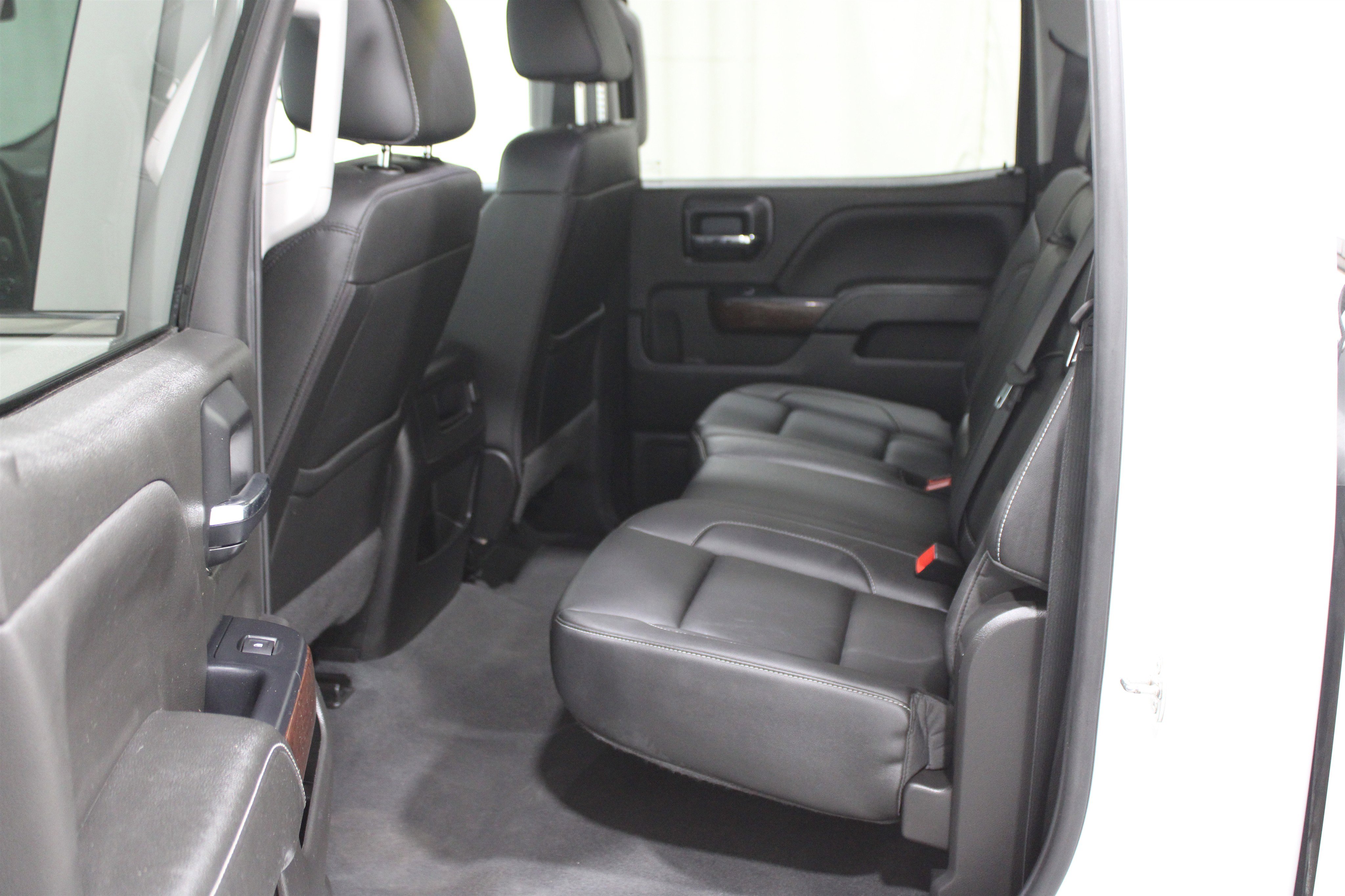 Used 2018 GMC Sierra 1500 SLT w/ SLT Premium Package image 22