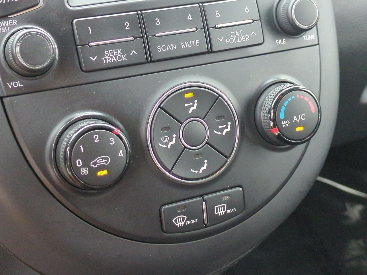Used 2013 Kia Soul FWD image 24