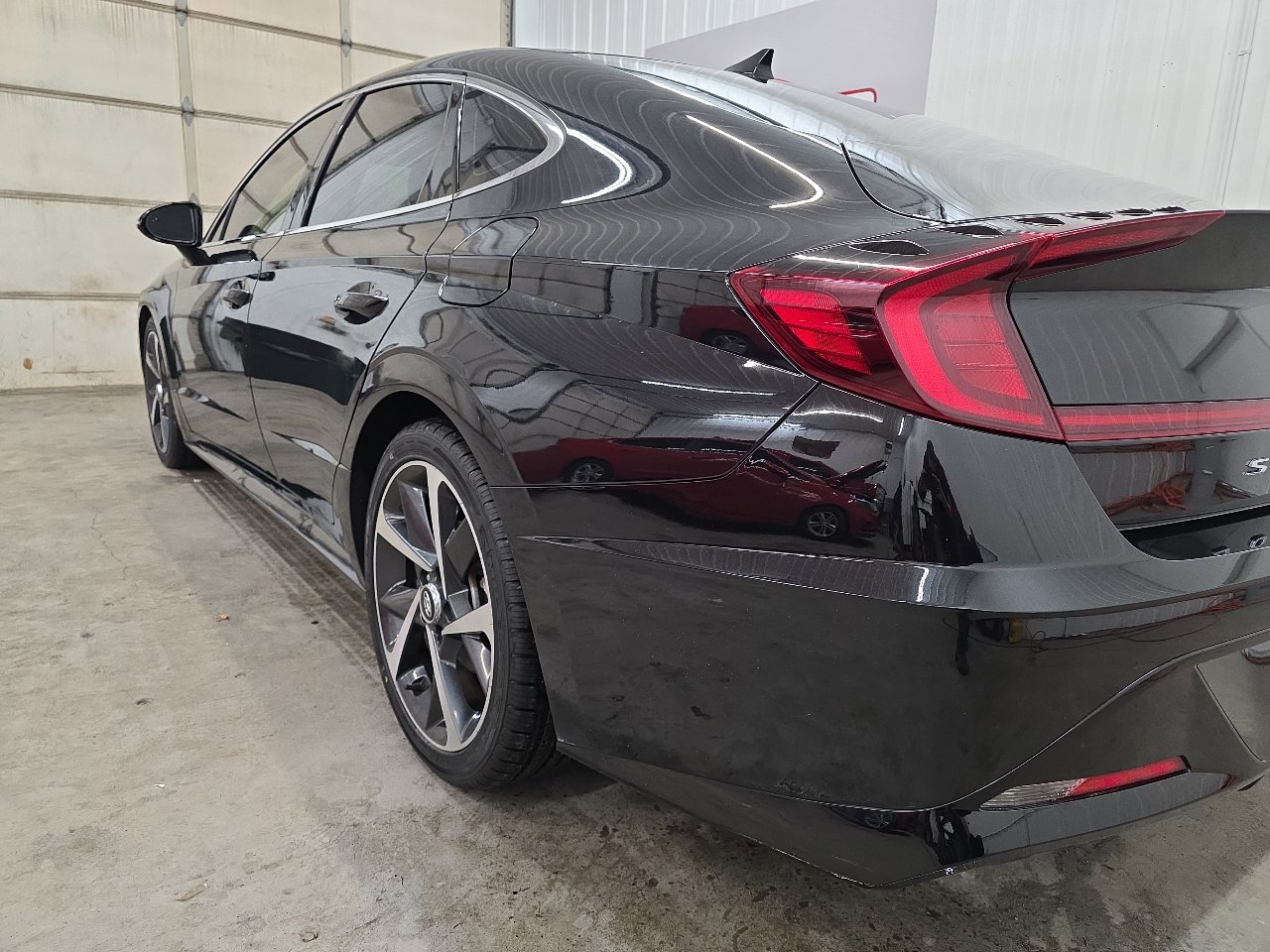 Used 2022 Hyundai Sonata SEL Plus w/ Preferred Accessory Package image 14