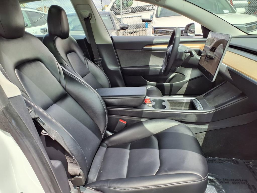 Used 2022 Tesla Model 3 Long Range AWD/4WD image 5