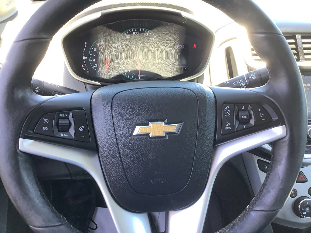 Used 2020 Chevrolet Sonic Premier FWD image 15