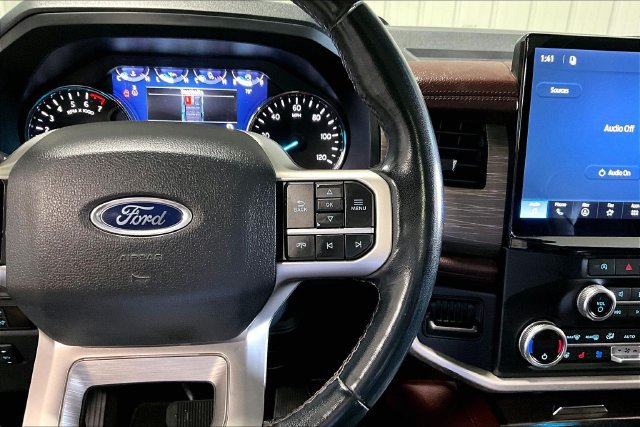Used 2024 Ford Expedition Limited AWD/4WD image 12