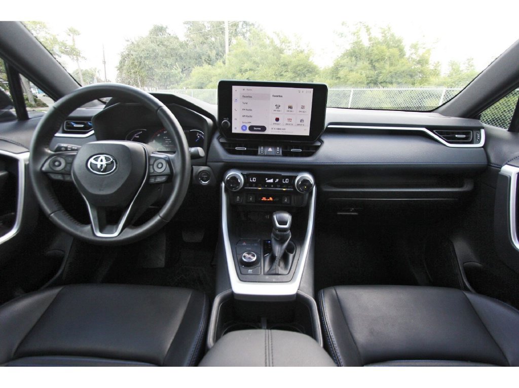 Used 2024 Toyota RAV4 XSE AWD/4WD image 10