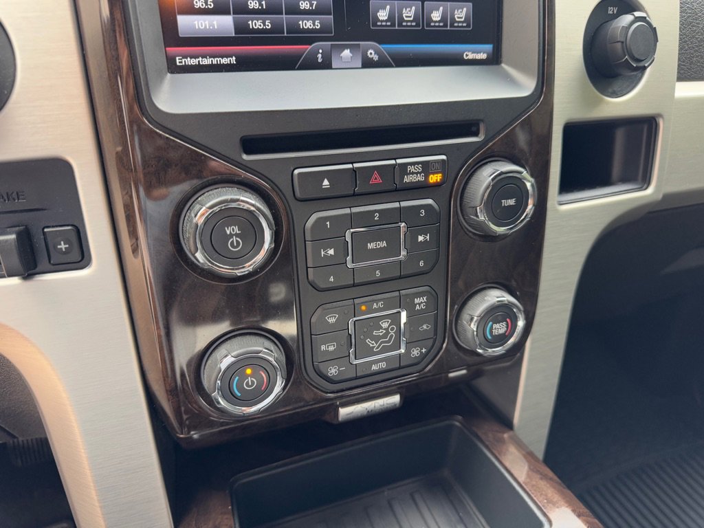 Used 2014 Ford F150 Platinum image 21