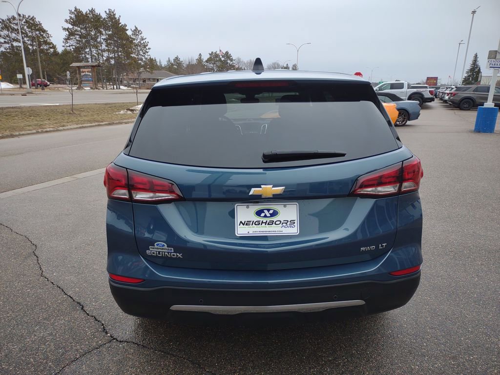 Used 2024 Chevrolet Equinox LT w/ LPO, Floor Liner Package image 4
