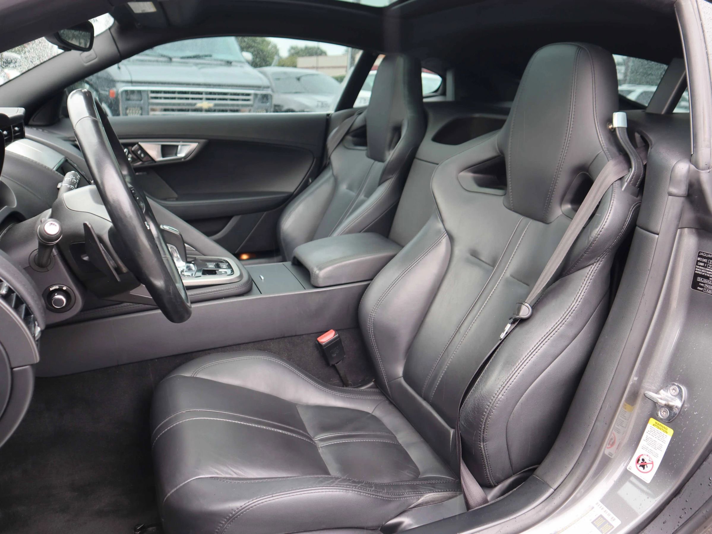 Used 2016 Jaguar F-TYPE Coupe image 2