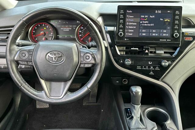 Used 2021 Toyota Camry XSE image 12