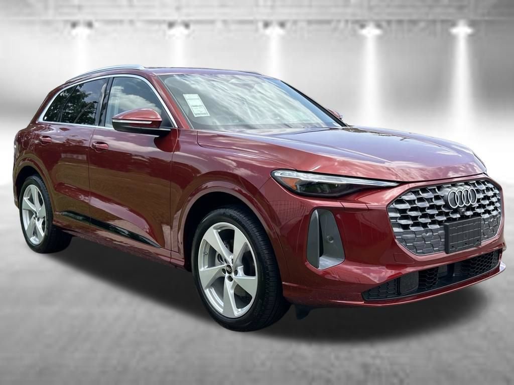 Certified 2025 Audi Q5 Prestige AWD/4WD image 7