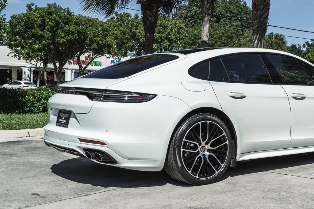 Used 2023 Porsche Panamera image 7