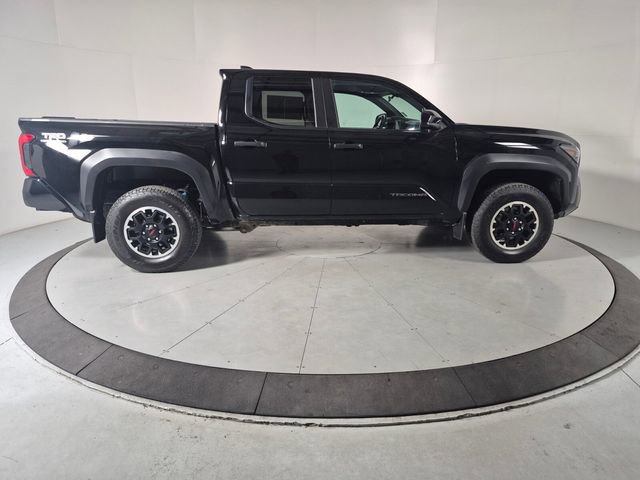 Certified 2024 Toyota Tacoma TRD Off-Road image 5