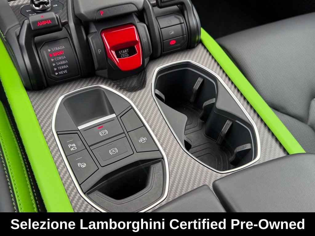 Used 2025 Lamborghini Urus SE AWD/4WD image 38