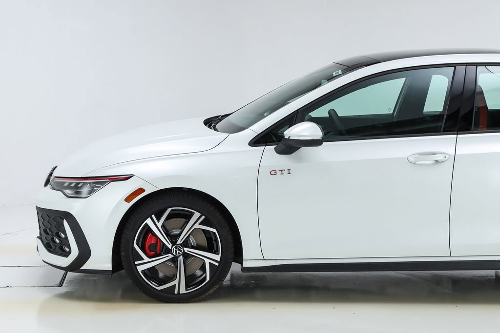 New 2025 Volkswagen GTI SE image 3