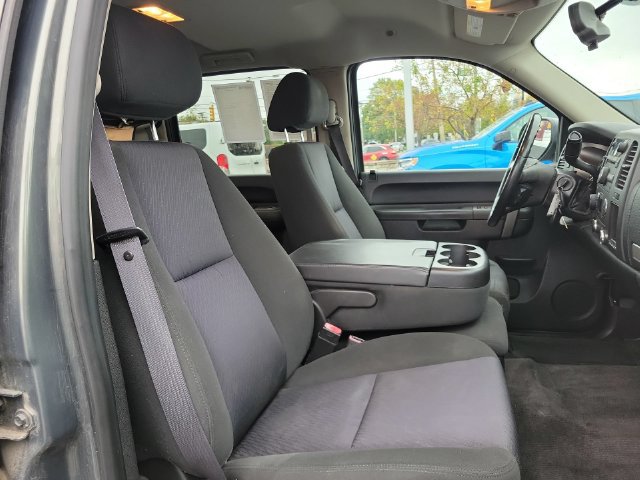 Used 2011 Chevrolet Silverado 1500 LT w/ All-Star Edition AWD/4WD image 29