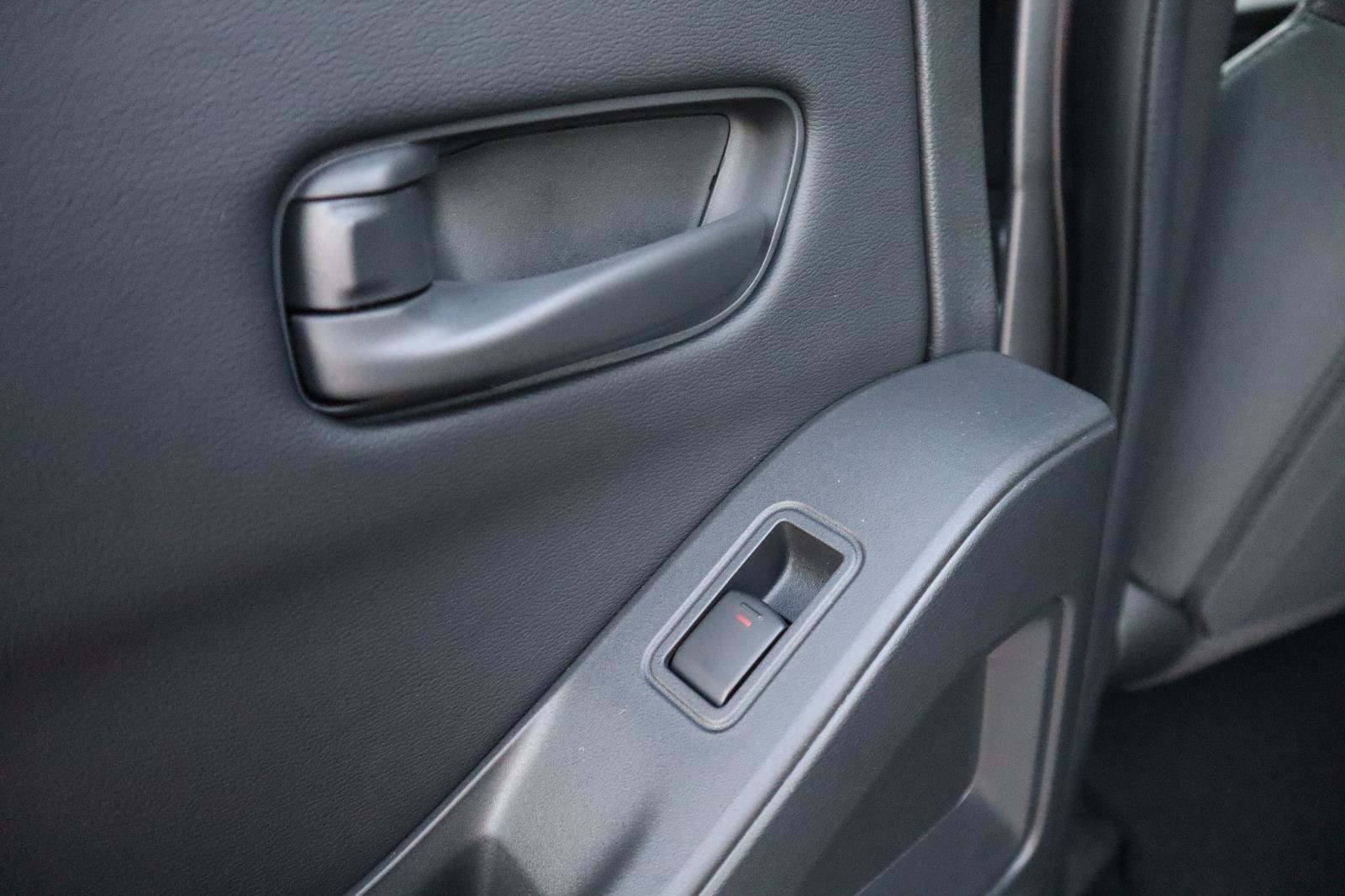 New 2026 Nissan Frontier 4x4 Crew Cab image 37