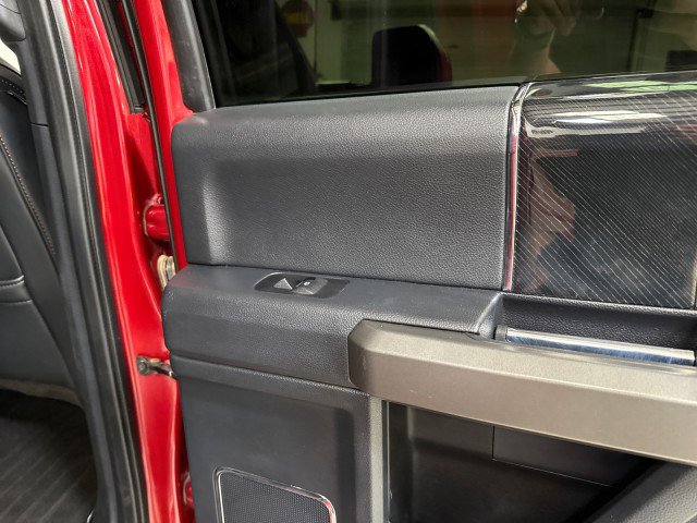 Used 2022 Ford F250 Platinum w/ FX4 Off-Road Package image 68