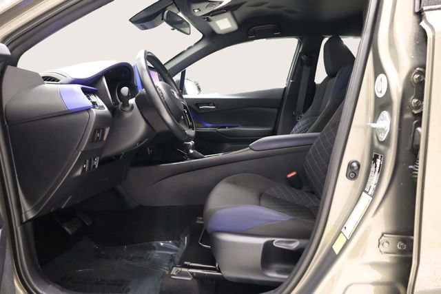 Used 2021 Toyota C-HR XLE image 13