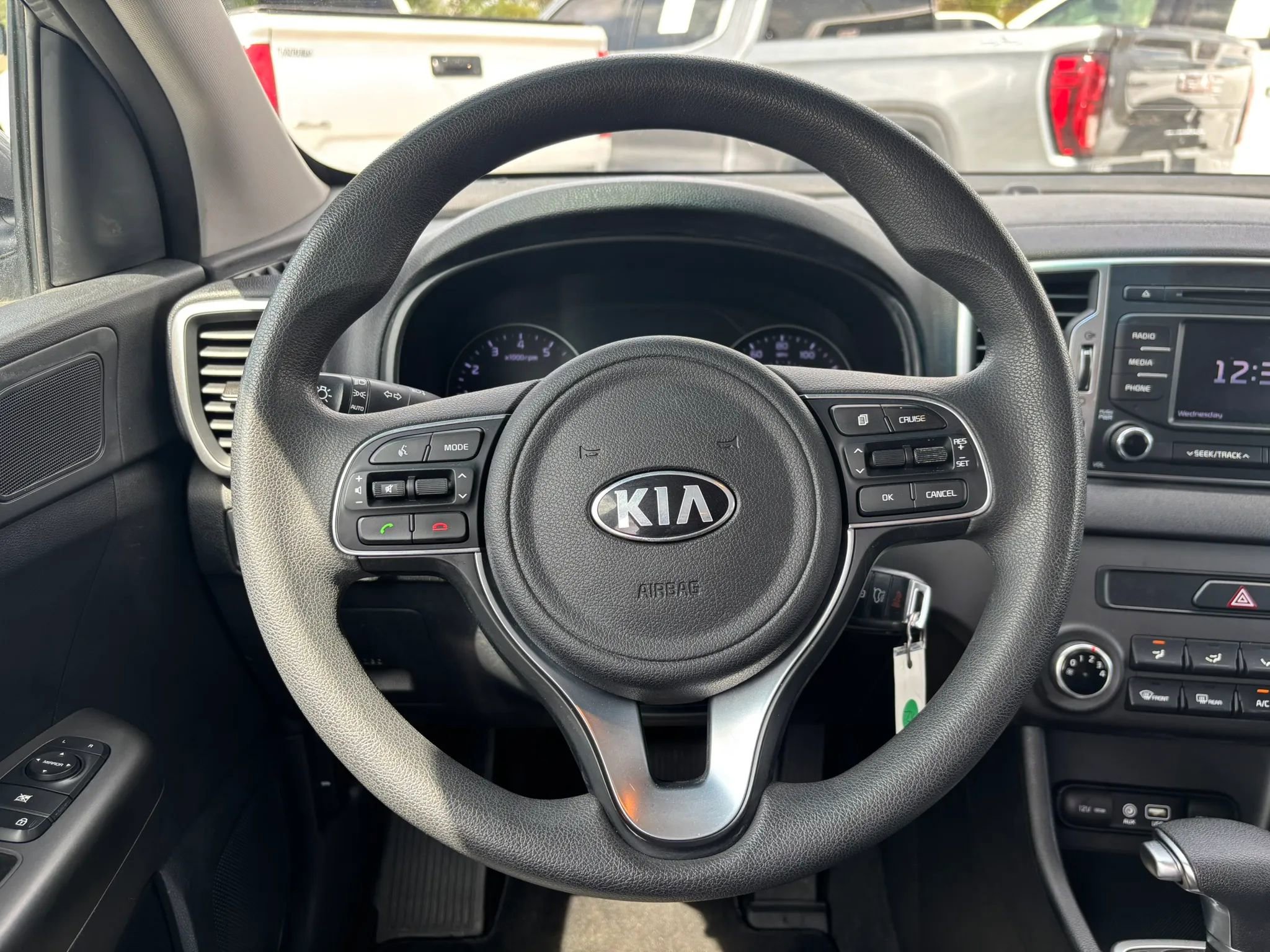 Used 2018 Kia Sportage LX image 19