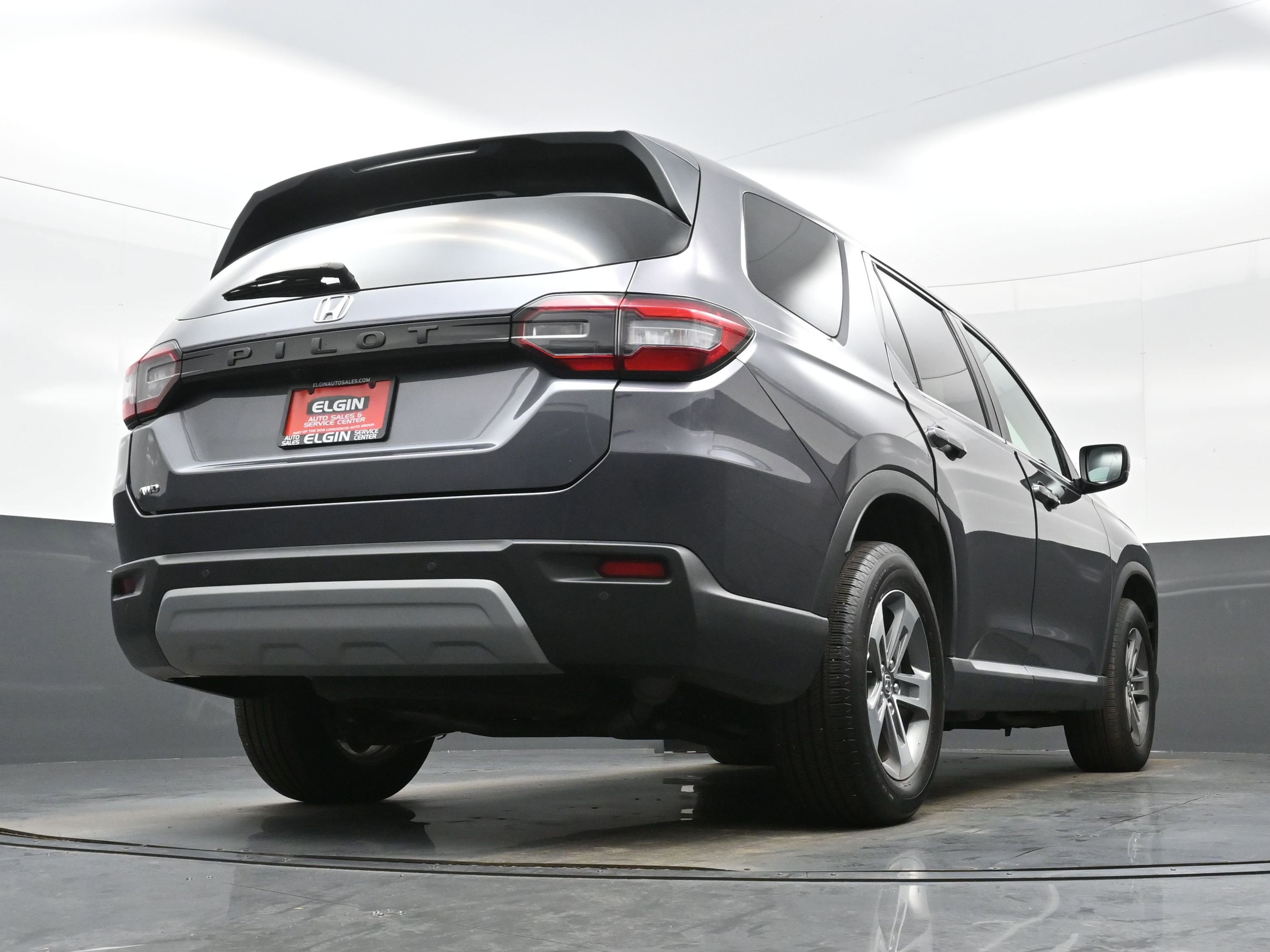 Used 2023 Honda Pilot EX-L image 32