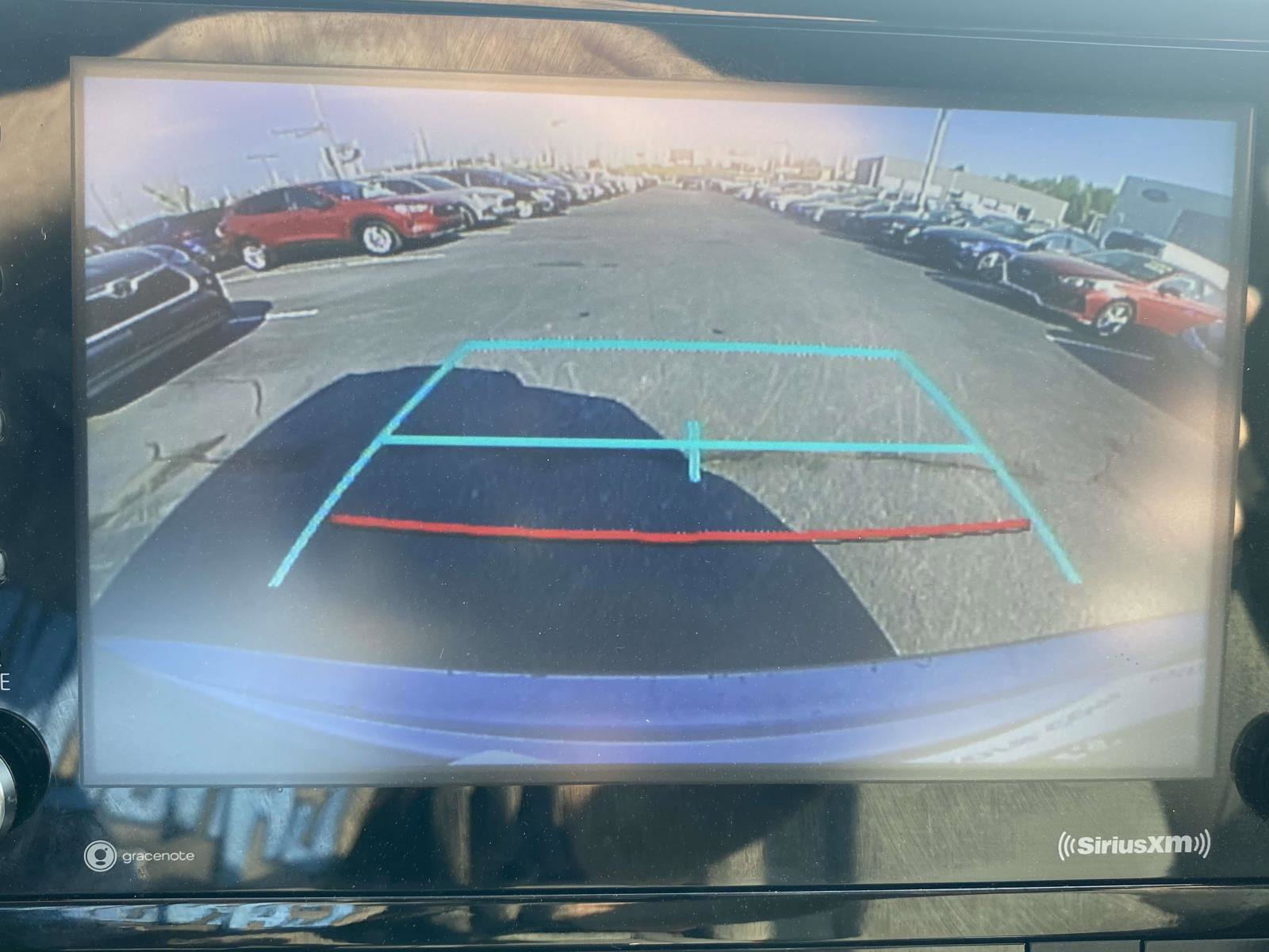Used 2022 Toyota Highlander L FWD image 25