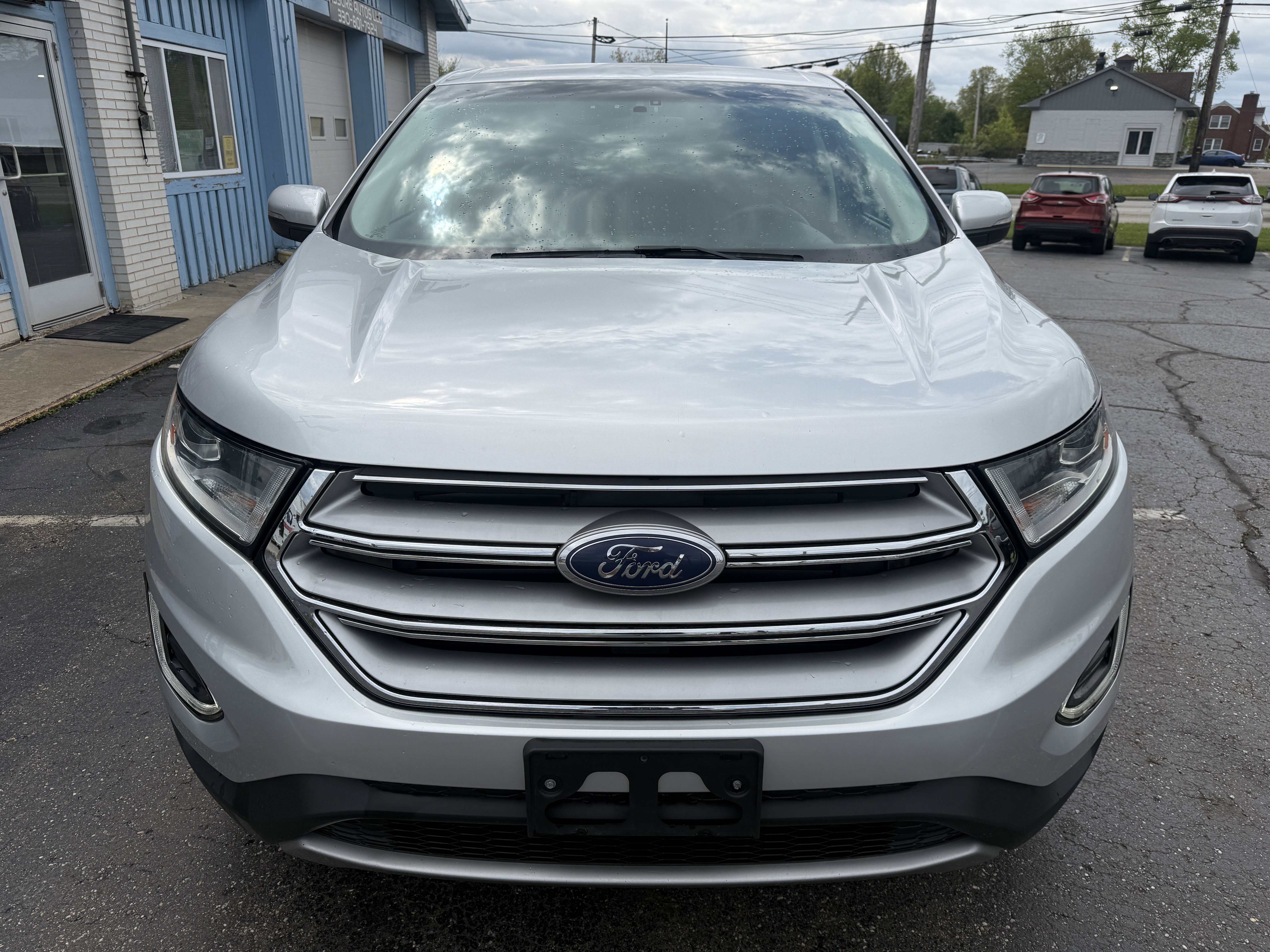Used 2016 Ford Edge Titanium w/ Class II Trailer Tow Package AWD/4WD image 8