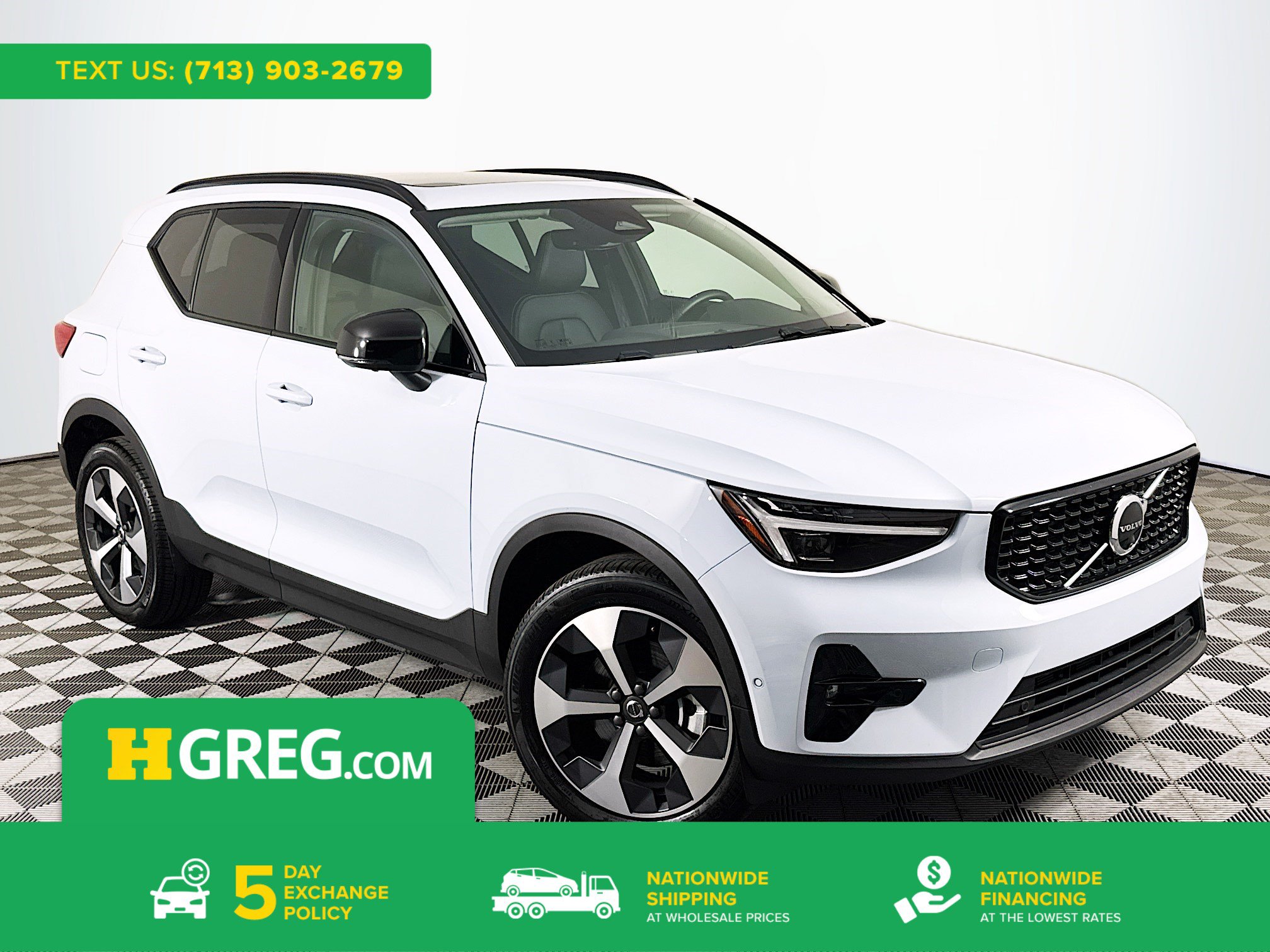 Used 2026 Volvo XC40 B5 Plus AWD/4WD image 1