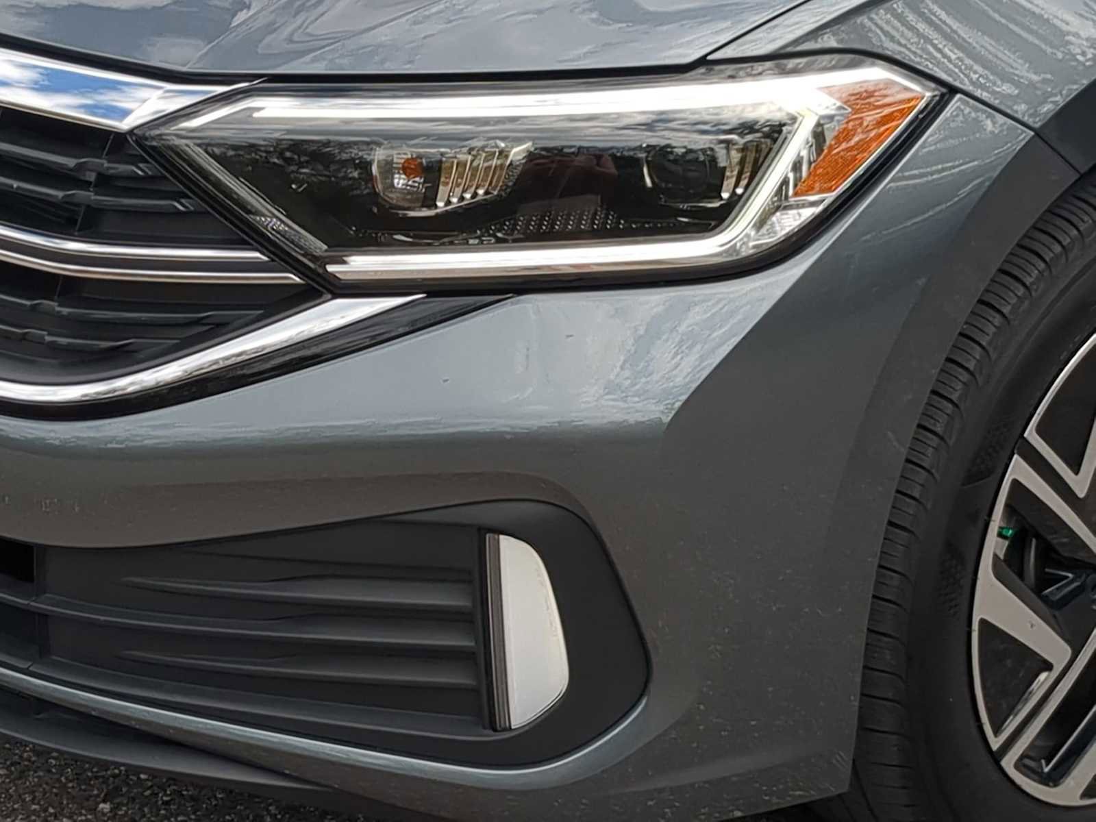 Used 2024 Volkswagen Jetta SEL image 11