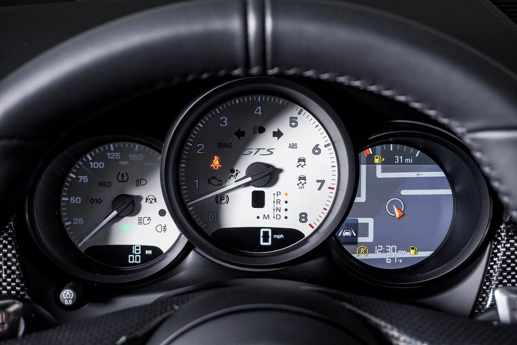 New 2026 Porsche Macan GTS image 21