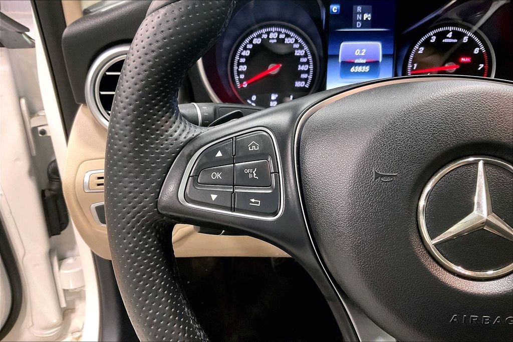 Used 2016 Mercedes-Benz C 300 4MATIC Sedan image 11
