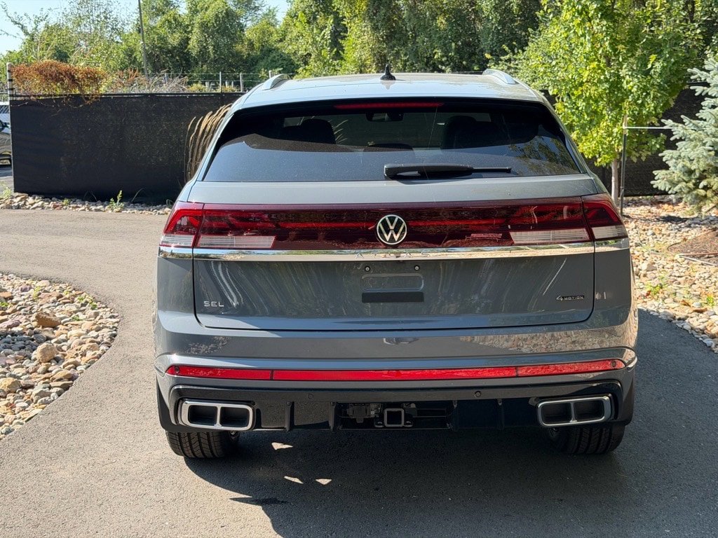 New 2026 Volkswagen Atlas Cross Sport SEL Premium R-Line image 4
