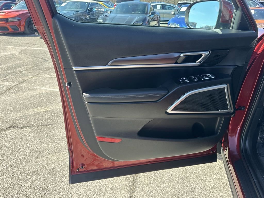 Used 2023 Kia Telluride S image 26