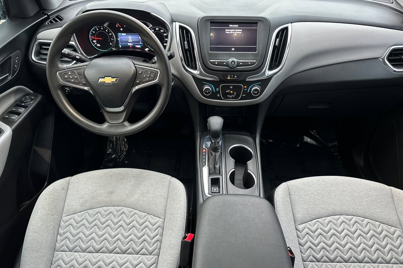 Used 2024 Chevrolet Equinox LS w/ LS Convenience Package image 16