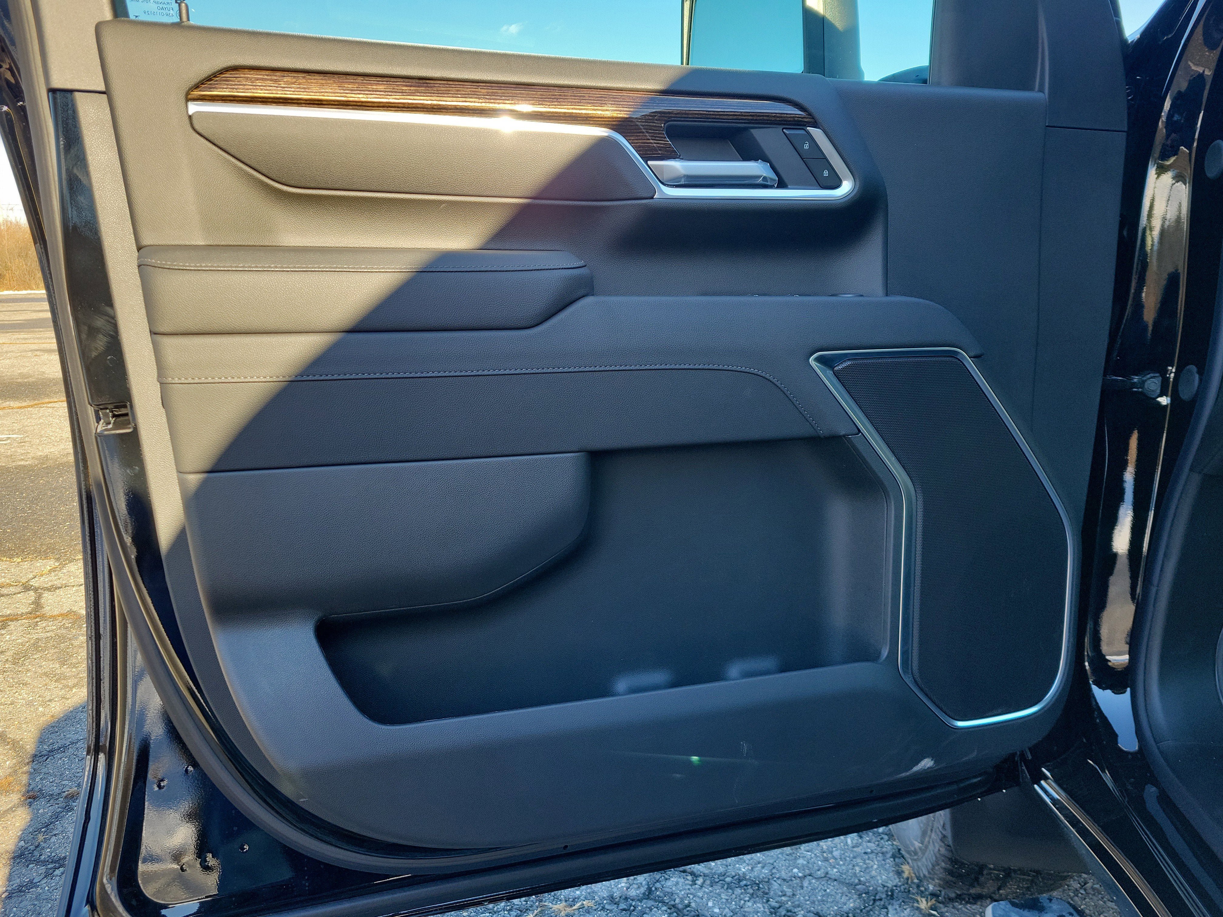 New 2026 GMC Sierra 3500 SLE image 17