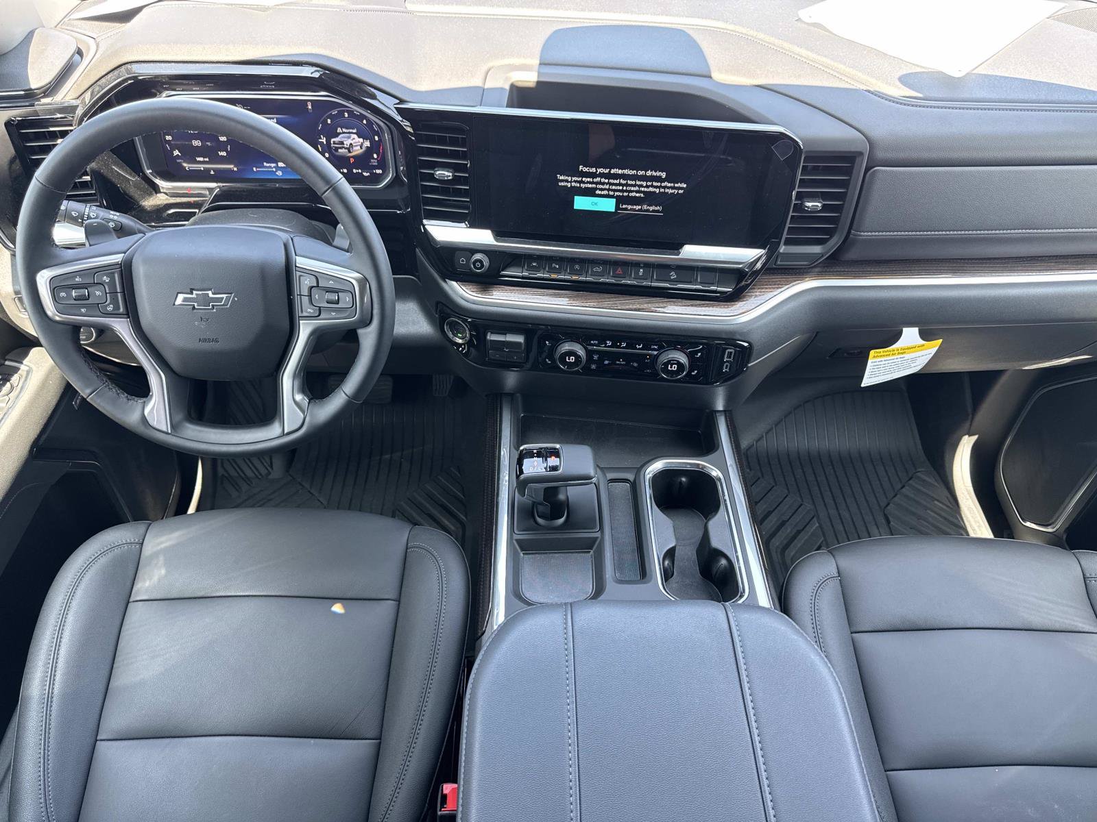 Used 2026 Chevrolet Silverado 1500 LT Trail Boss w/ LT Trail Boss Premium Package AWD/4WD image 9