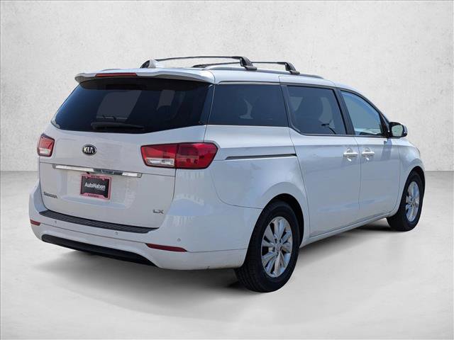 Used 2016 Kia Sedona LX w/ Option Group 020 FWD image 5