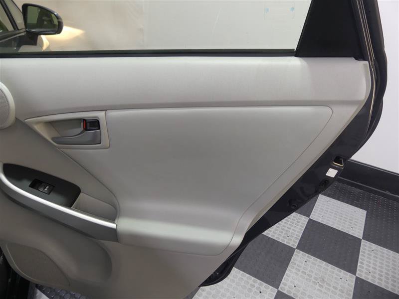 Used 2015 Toyota Prius Four FWD image 25