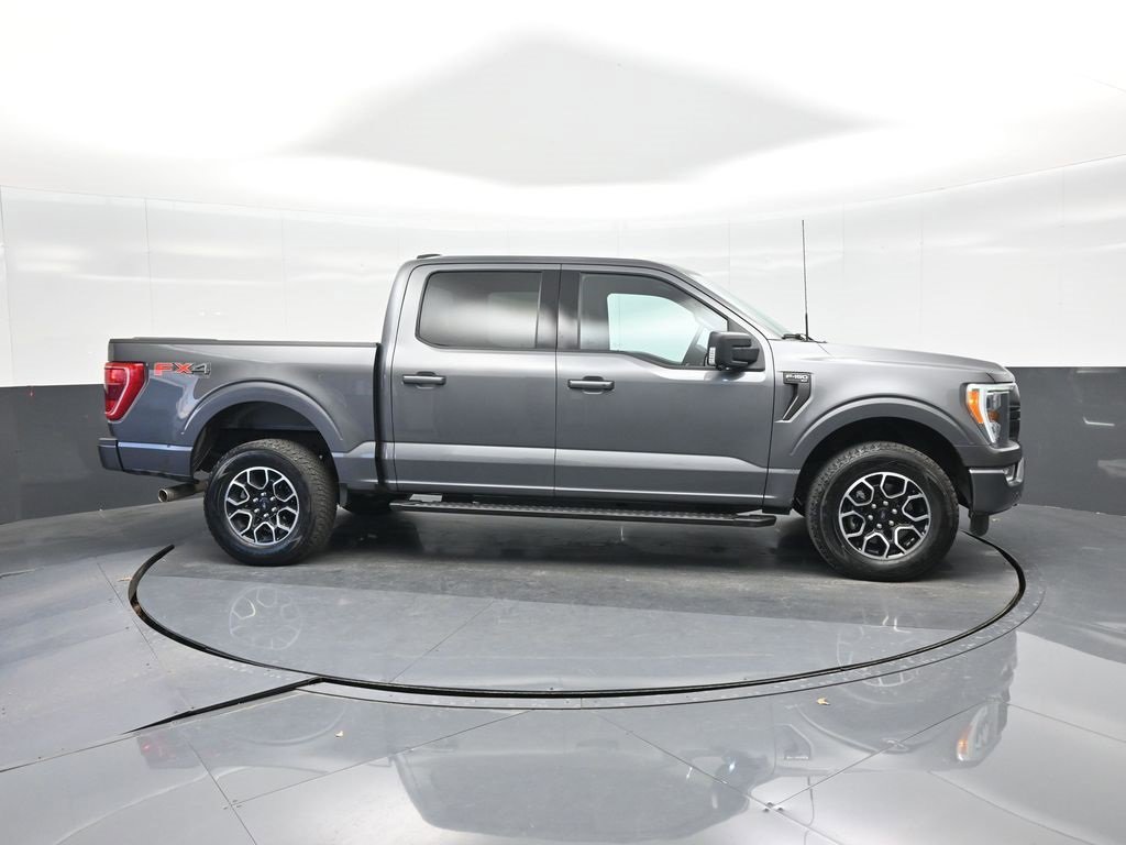 Used 2022 Ford F150 XLT w/ Equipment Group 302A High image 11