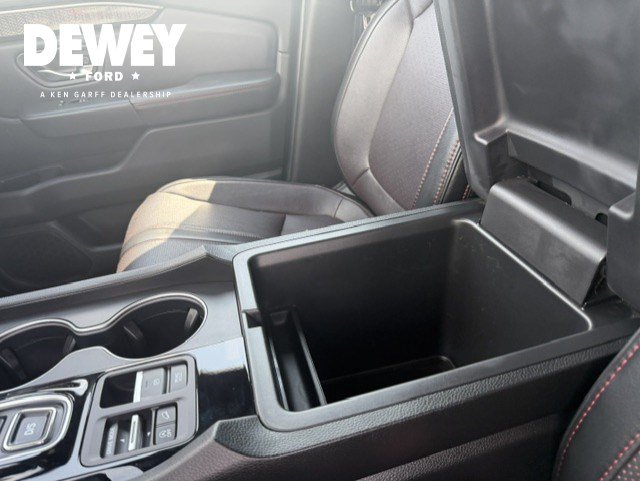 Used 2025 Honda Pilot Black Edition image 25