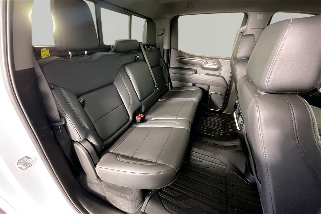 New 2026 GMC Sierra 1500 SLT AWD/4WD image 10