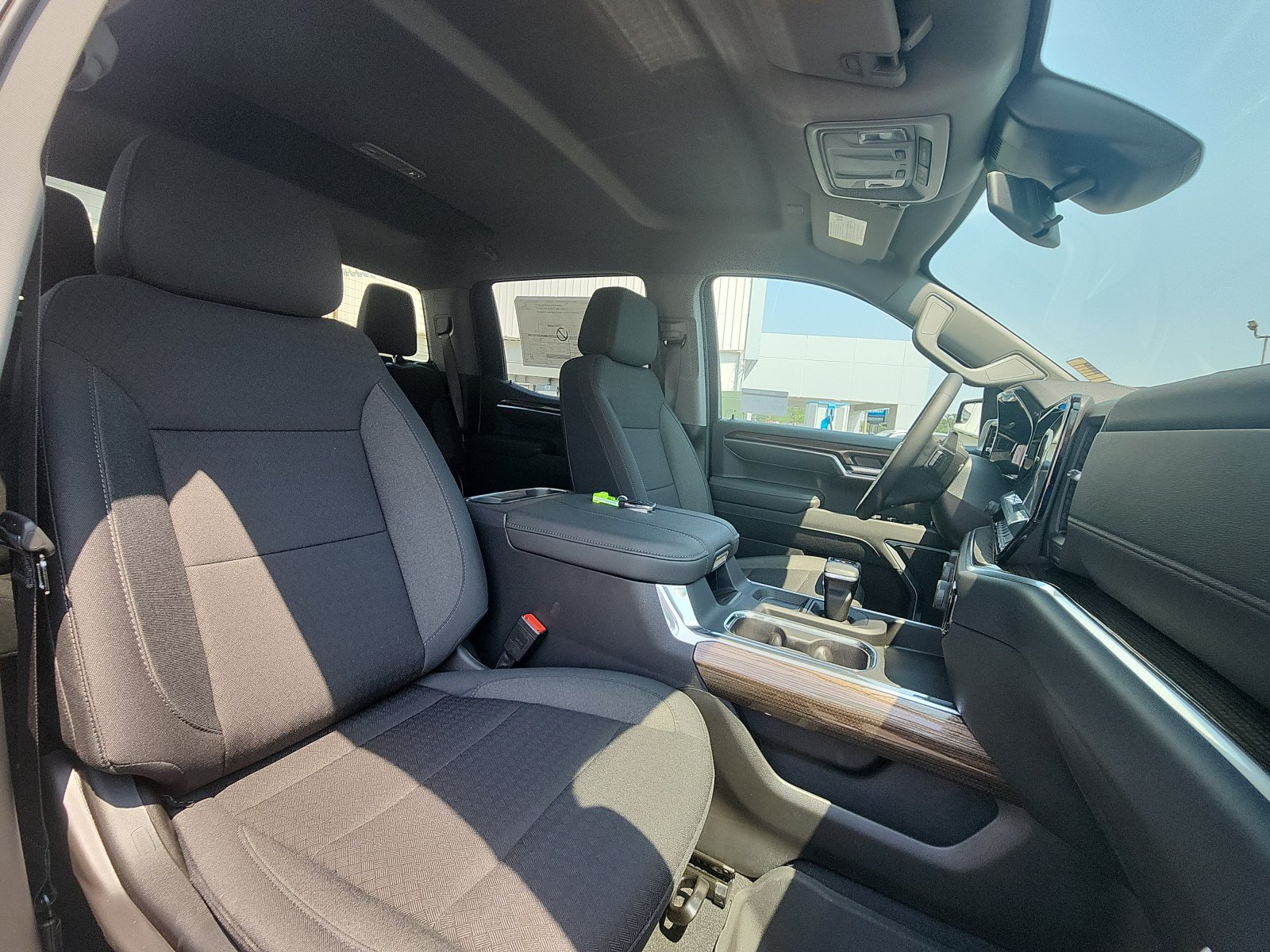 New 2026 Chevrolet Silverado 1500 RST w/ Z71 Off-Road Package AWD/4WD image 23