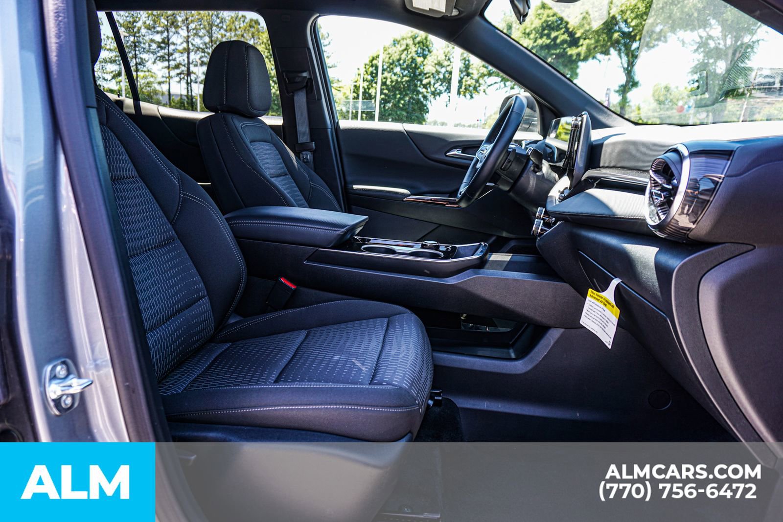 Used 2026 Chevrolet Equinox LT FWD image 23