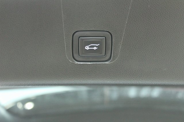 Certified 2023 Chevrolet Traverse Premier w/ LPO, Floor Liner Package image 14