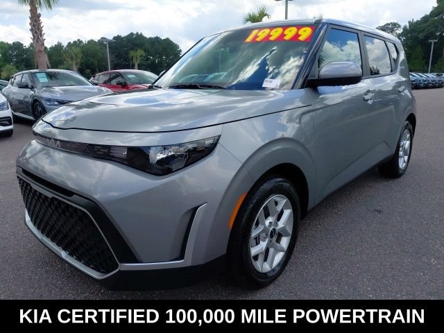 Certified 2025 Kia Soul LX w/ LX Technology Package